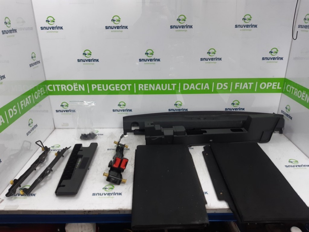 Bootlid panel PEUGEOT 5008 II (MC_, MJ_, MR_, M4_) 1.2 (MRHNYH  