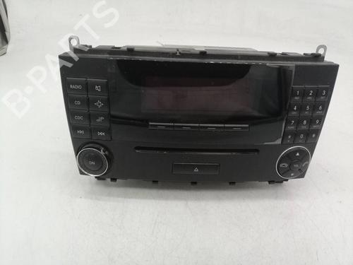 Used Radio Radio MERCEDES-BENZ CLK Convertible (A209) CLK 200 Kompressor (209.442) (163 hp) 32273346 32273346