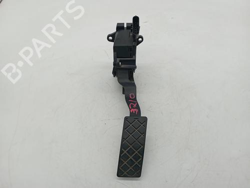 Used Pedal VW POLO V (6R1, 6C1) 1.2 TSI (105 hp) 13466903