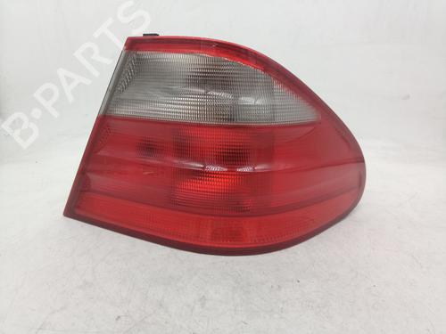 Used Right taillight Right taillight 38320800 38320800