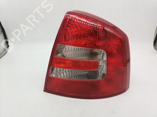 Used Right taillight SKODA OCTAVIA II (1Z3) 1.9 TDI (105 hp) 20641380