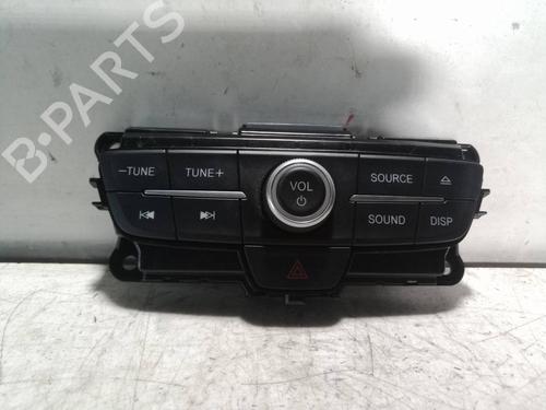 Used Radio Radio 7113972 7113972