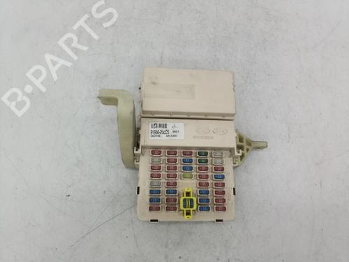 Used Fuse box Fuse box 38321006 38321006