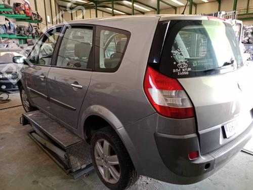 Instrument cluster RENAULT SCÉNIC II (JM0/1_) | BP30121210C47