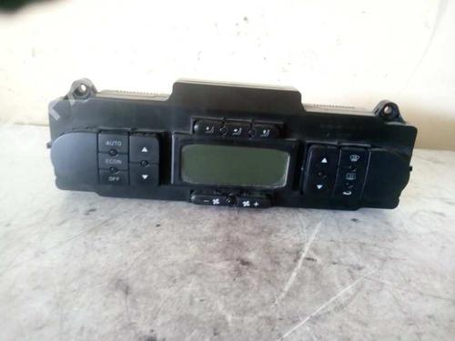Used Climate control SEAT LEON (1P1) 1.9 TDI (105 hp) 2684274