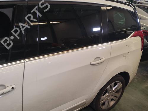 Porta trás esquerda PEUGEOT 5008 (0U_, 0E_) 2.0 HDi 150 / BlueHDi 150 (150 hp) 16881144