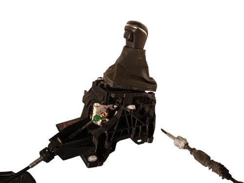 Used Gear lever TOYOTA COROLLA Saloon (_E21_) 1.6 VVTi (ZRE210) (122 hp) 29350439