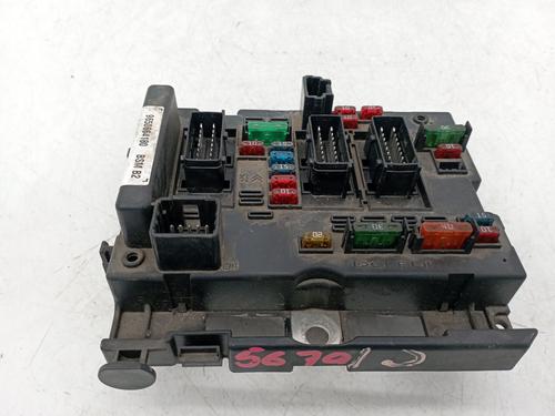 fuse-box-peugeot-307-3ac-2000-2001-2002-2003-2004-2005-2006-2007-2008-2009-2010-2011-2012-38595868 main image