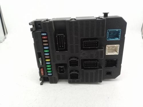 Used Fuse box CITROËN C4 I (LC_) 1.6 HDi (109 hp) 10068946