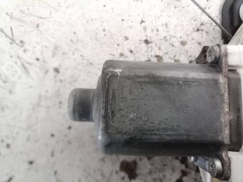 Front left window mechanism BMW 1 (E87) 118 d | BP28276108C22