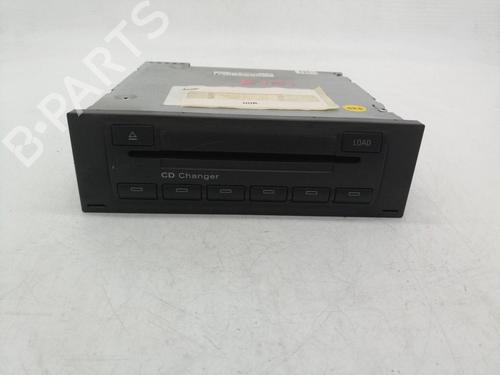 Bilradio AUDI A4 B7 (8EC) 2.0 TDI (170 hp) 30696232