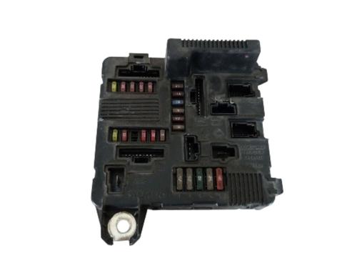Used Fuse box RENAULT SCÉNIC II (JM0/1_) [2003-2010]  30270186