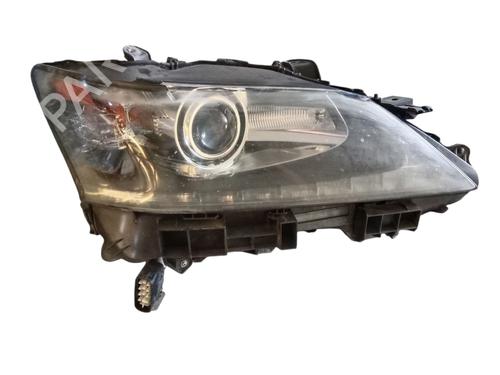 right-headlight-lexus-gs-_l1_-2011-38110226 main image