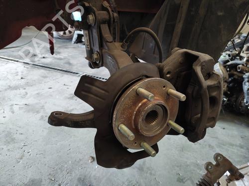 Used Right front steering knuckle KIA SOUL II (PS) [2014-2019]  10627556