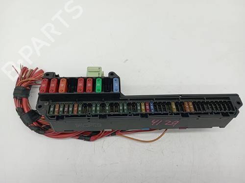 Fuse box BMW 5 Touring (E61)  | BP13465988E1 