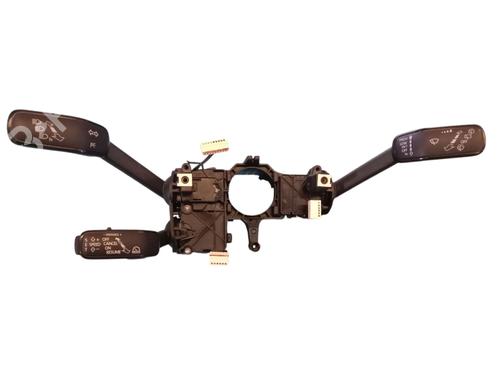 Used Switch SEAT ARONA (KJ7, KJP) [2017-2025]  30168291