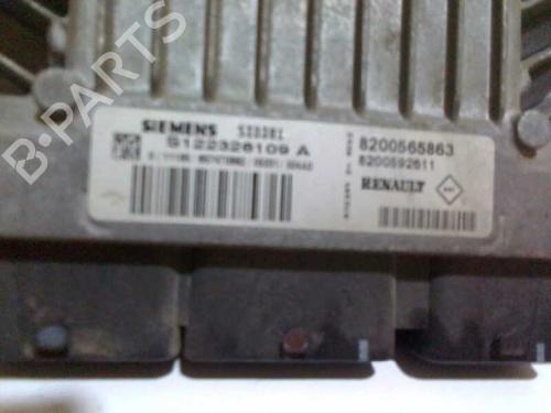 Engine control unit (ECU) RENAULT MEGANE II Saloon (LM0/1_)  | BP1867530M57 