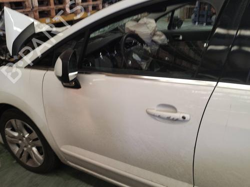 Used Left front door PEUGEOT 5008 (0U_, 0E_) [2009-2017]  16903006