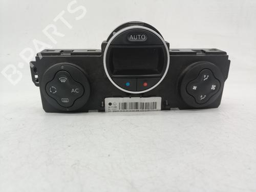 climate-control-renault-clio-iii-br01-cr01-2005-2006-2007-2008-2009-2010-2011-2012-2013-2014-31881929 main image
