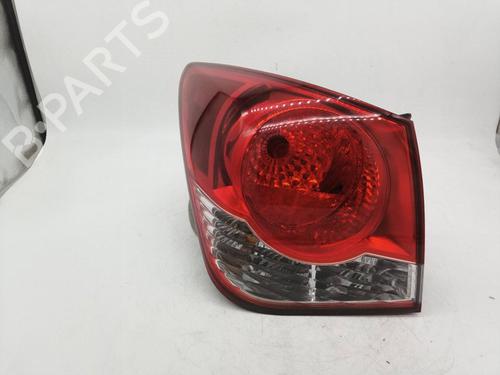 Used Left taillight CHEVROLET CRUZE (J300) [2009-2025]  16584200