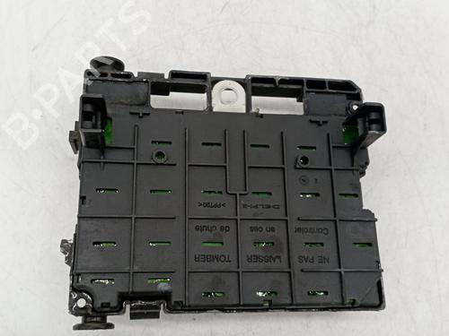 Fuse box PEUGEOT 206 Hatchback (2A/C) 2.0 HDI 90 | BP28596853E1