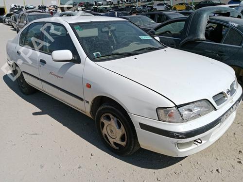 Used Parts NISSAN PRIMERA (P11) 2.0 16V (131 hp) 4322082