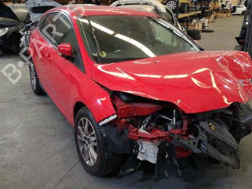 FORD FOCUS III 660742