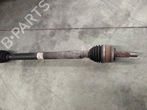 Used Right front driveshaft HYUNDAI i30 Estate (GD) 1.6 CRDi (110 hp) 10252358