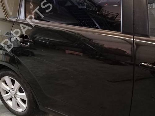Used Right rear door TOYOTA COROLLA Verso (ZER_, ZZE12_, R1_) 2.2 D-4D (AUR10_, AUR10R) (136 hp) 24124284