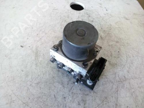Used ABS pump RENAULT MEGANE II (BM0/1_, CM0/1_) [2001-2012]  2657634