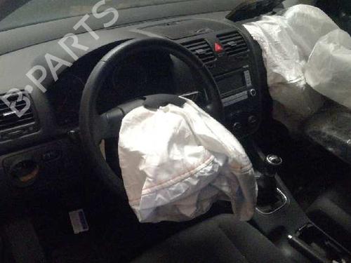 Venstre baglygte bagklap VW GOLF V (1K1)  | BP5630558C79 