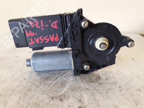 Used Left front window motor VW PASSAT B5 (3B2) 1.9 TDI (115 hp) 1908579