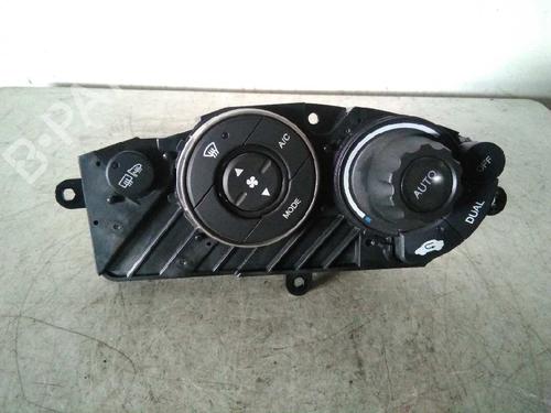 Used Climate control HONDA CIVIC VIII Hatchback (FN, FK) [2005-2012]  4661705