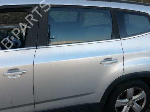 Used Left rear door CHEVROLET ORLANDO (J309) [2010-2025]  10252007