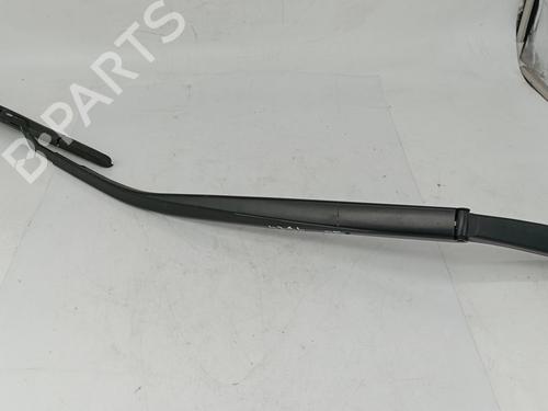 Used Front windshield wiper arm TOYOTA COROLLA Hatchback (_E21_, _EA1_, _EH1_) [2018-2025]  16071307