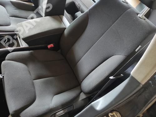 Used Left front seat Left front seat VW PASSAT B6 (3C2) 2.0 TDI (110 hp) 10688282 10688282