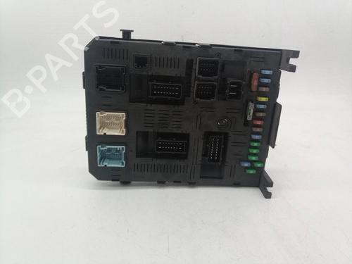 Used Fuse box CITROËN C5 I (DC_) [2001-2005]  17207855