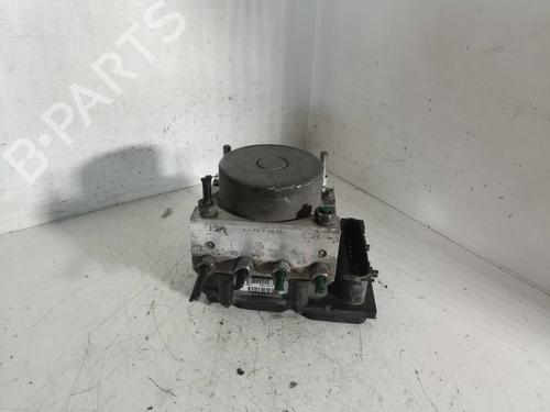 Used ABS pump RENAULT CLIO III (BR0/1, CR0/1) [2005-2014]  13230398