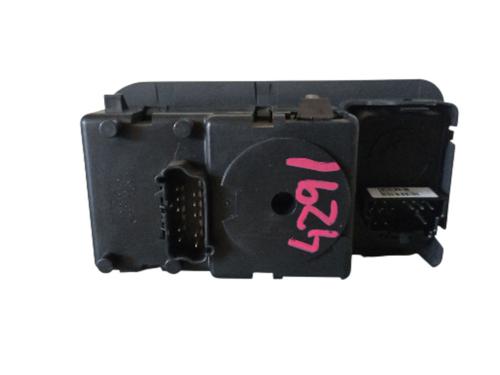 Headlight switch CHRYSLER VOYAGER IV (RG, RS) | BP30587684I24