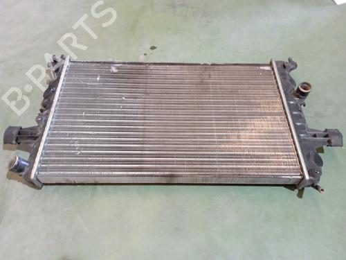 Used Water radiator Water radiator 37527466 37527466