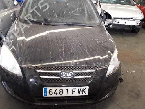 KIA CEE'D Hatchback (ED)    216422