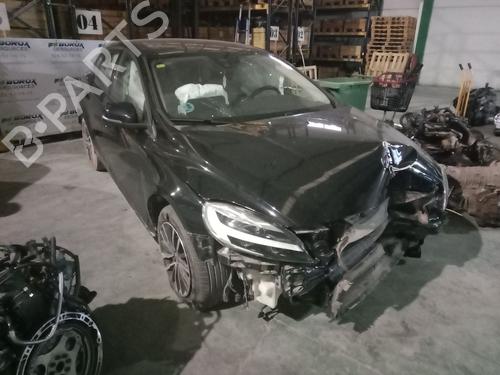 Pièces Détachées Usagées VOLVO V40 Hatchback (525) D2 (120 hp) 4407163