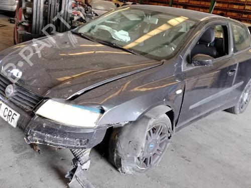 Brugte FIAT STILO (192_)  1.9 JTD (192_XE1A)  4957759