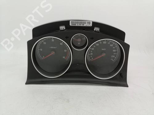 Used Instrument cluster OPEL ZAFIRA / ZAFIRA FAMILY B (A05) [2005-2019]  9766009