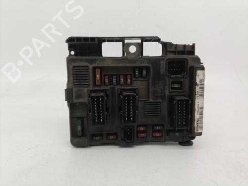 Used Fuse box CITROËN C5 I (DC_) 2.0 HDi (DCRHZB, DCRHZE) (109 hp) 9288325