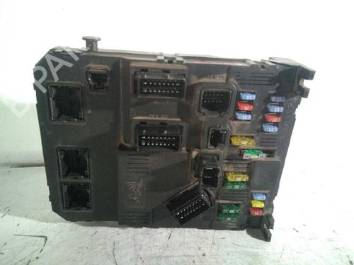 Fuse box PEUGEOT 407 (6D_)  | BP5221430E1 
