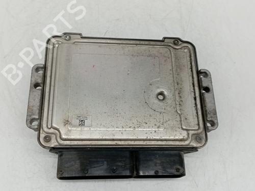 Used Engine control unit (ECU) OPEL ZAFIRA / ZAFIRA FAMILY B (A05) [2005-2019]  28805858