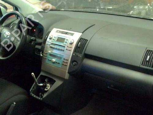 Driver airbag TOYOTA COROLLA Verso (ZER_, ZZE12_, R1_)  | BP5212993C9