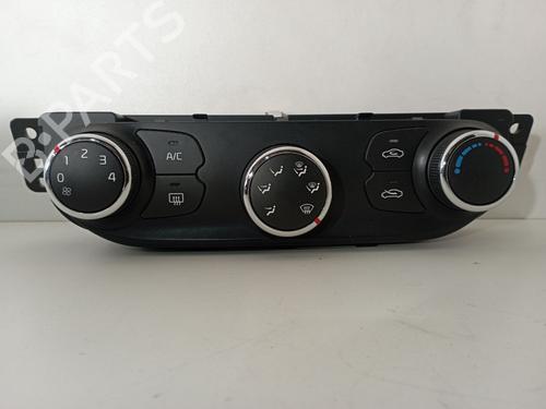 AC Styreenhet / Manøvreringsenhet AC Styreenhet / Manøvreringsenhet KIA CEE'D (JD) [2012-2018] 33952432 33952432