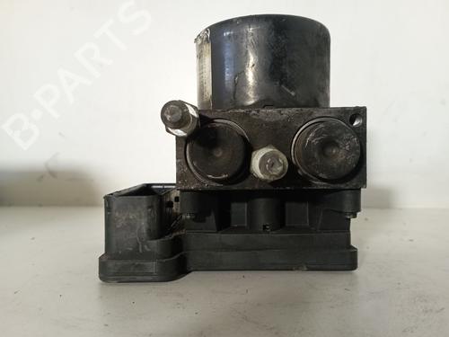 Used ABS pump ABS pump CHRYSLER VOYAGER IV (RG, RS) [1999-2008] 33425858 33425858